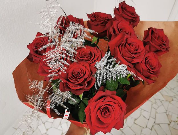 Bouquet de 12 roses - photo 1