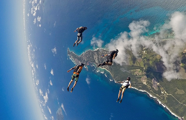 Saut en parachute - photo 1